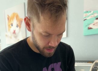 「牠含不緊,奶一直漏出來」奶瓶餵幼貓看起來簡單,做錯這一步可能出人命 「牠含不緊,奶一直漏出來」奶瓶餵幼貓看起來簡單,做錯這一步可能出人命